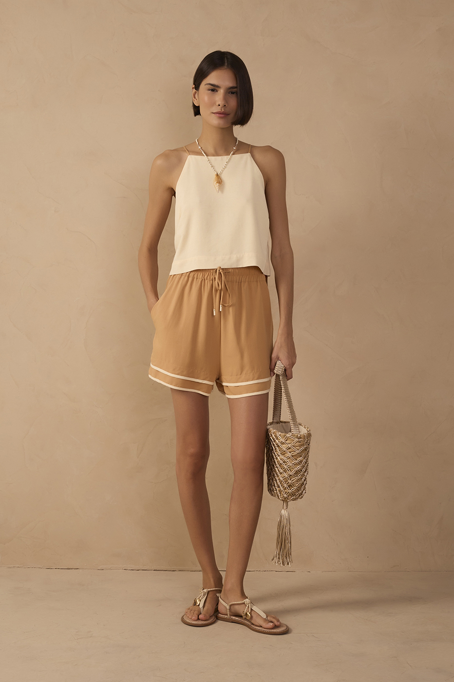 Beige Bicolor Drawstring Pockets Shorts
