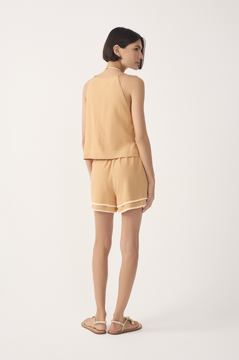 Beige Bicolor Drawstring Pockets Shorts