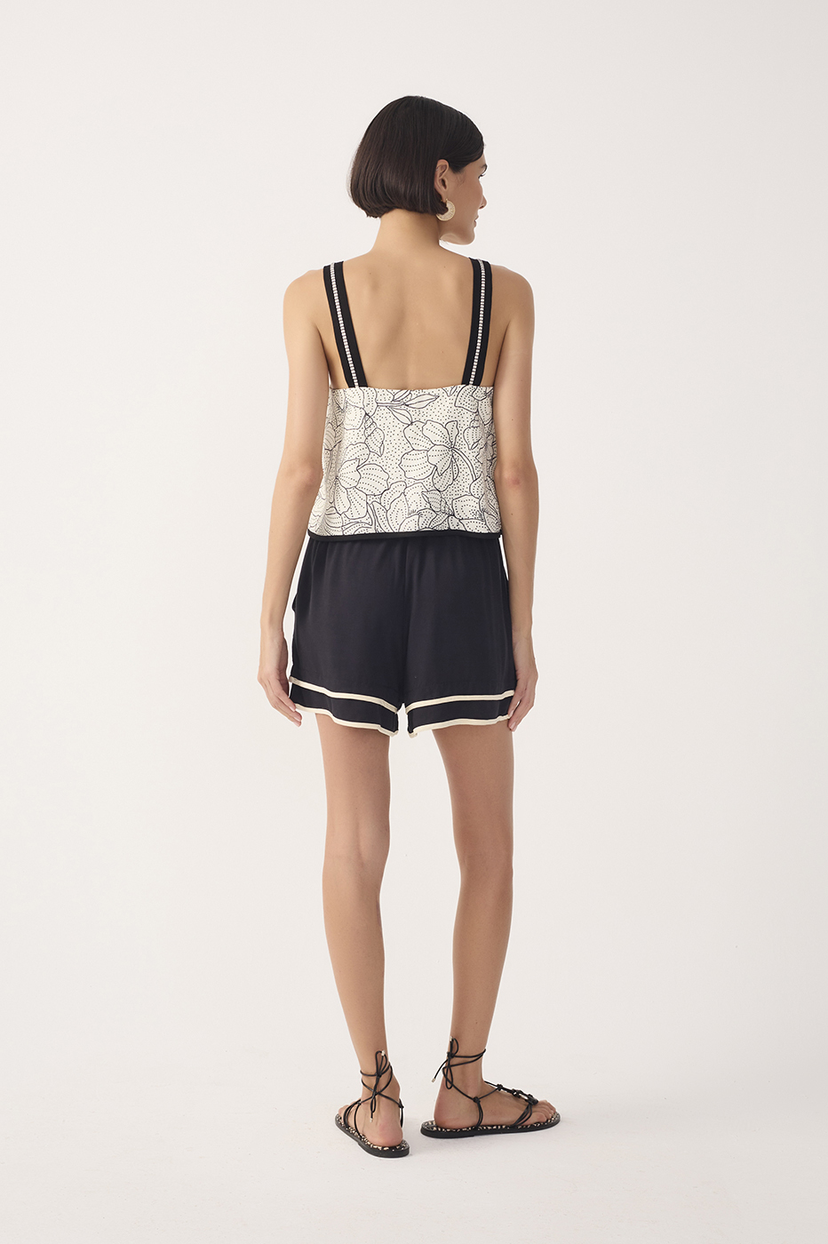 Black Bicolor Drawstring Pockets Shorts