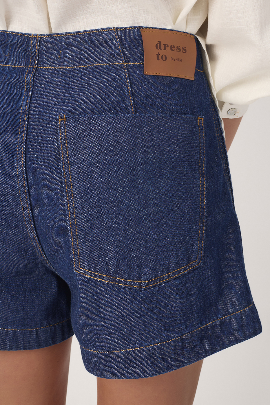 Denim Topstitching Shorts