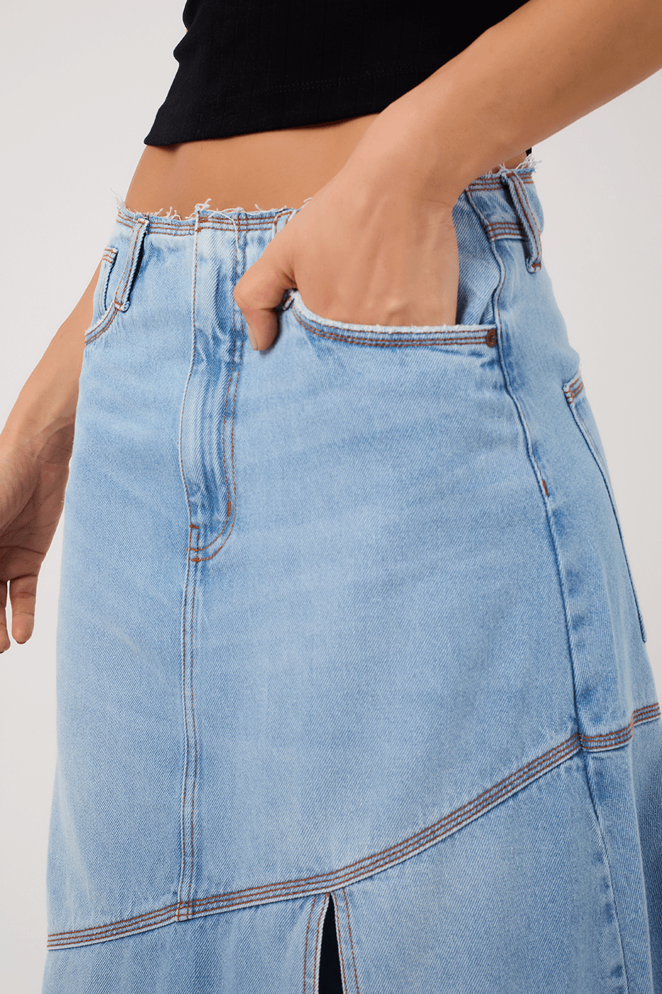 Jeans Skirt with Frayed Waist