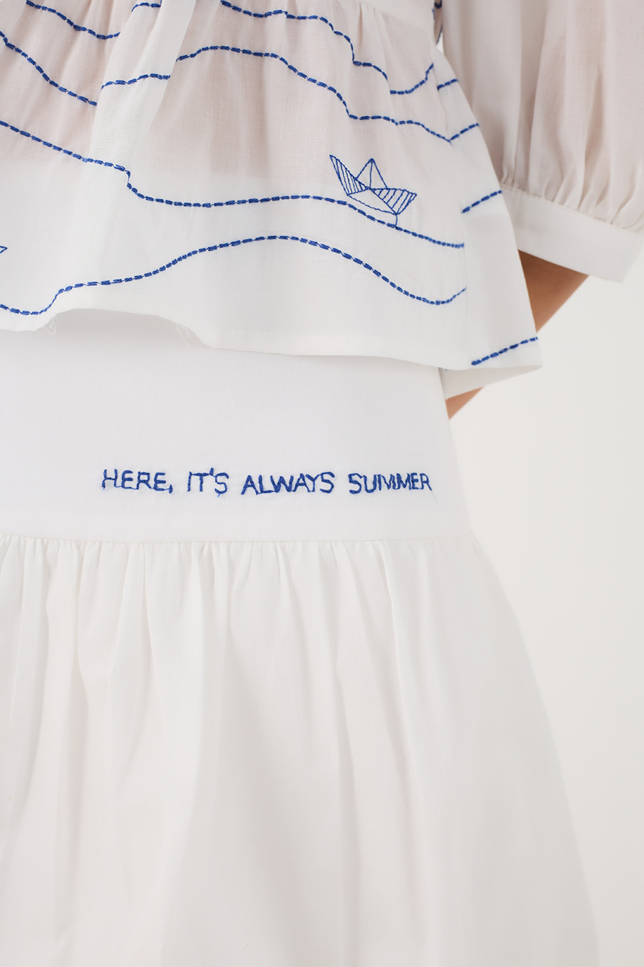 Embroidered Balloon Mini Skirt