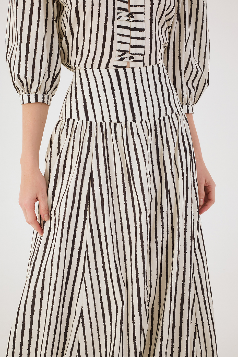 Bicolor Icarai Balloon Maxi Skirt