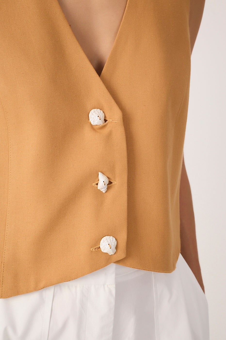 Linen Shell Buttons Vest