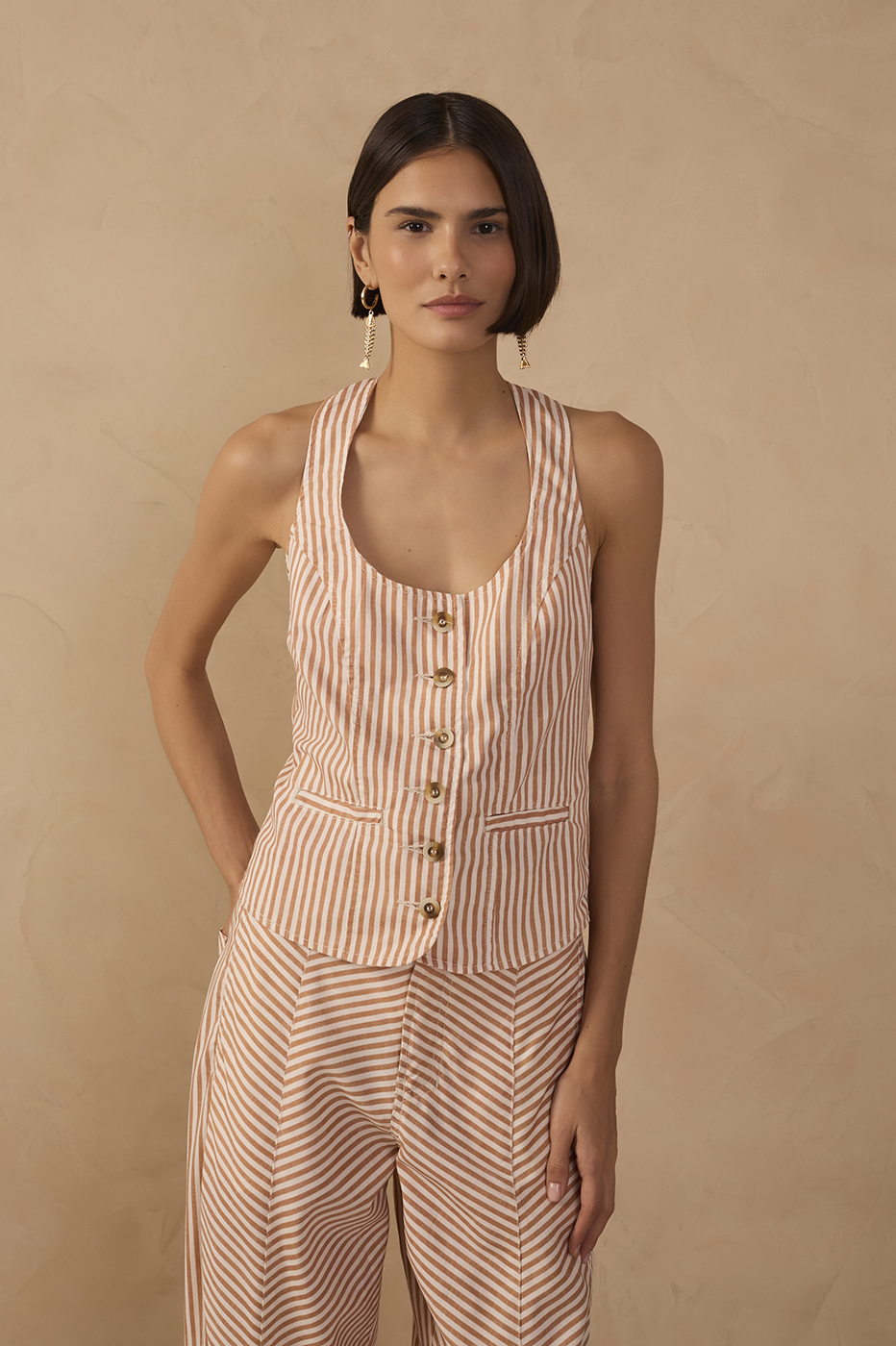 Red Stripes Topstitching Buttoned Twill Vest