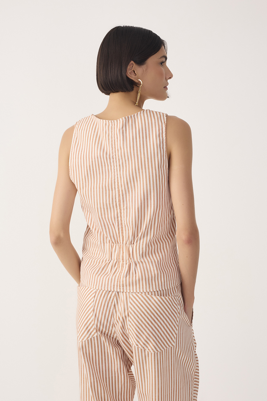 Red Stripes Topstitching Buttoned Twill Vest
