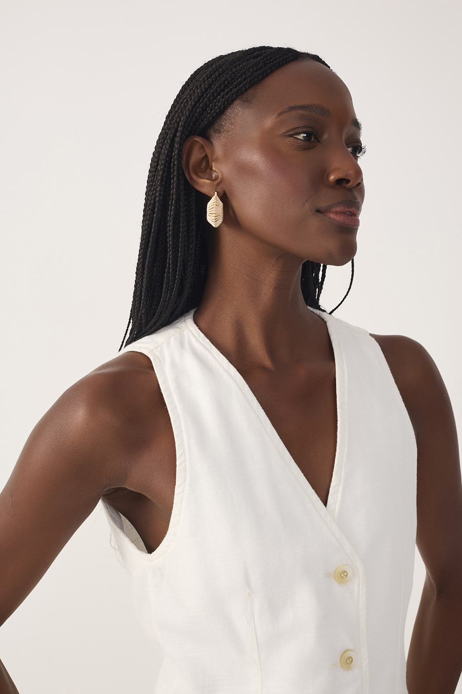 Off-White Buttoned Sleeveless Back Ties Twill Vest