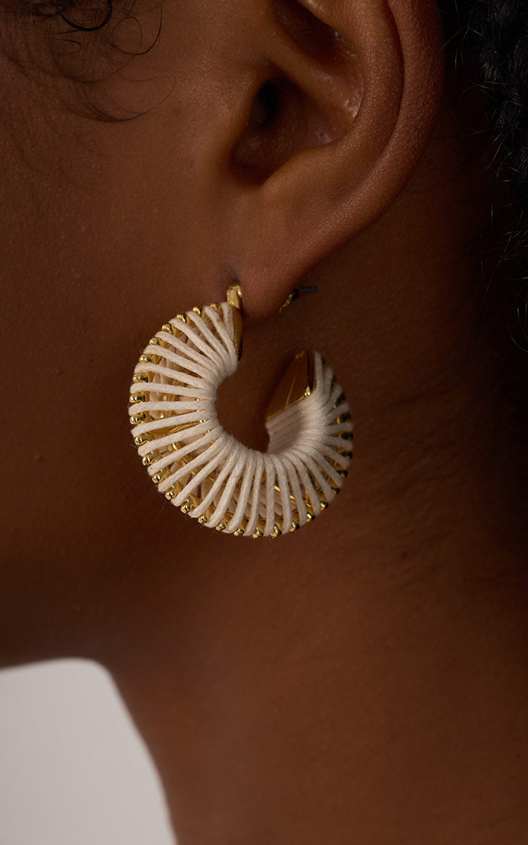 Encanto Small Hoop Earrings