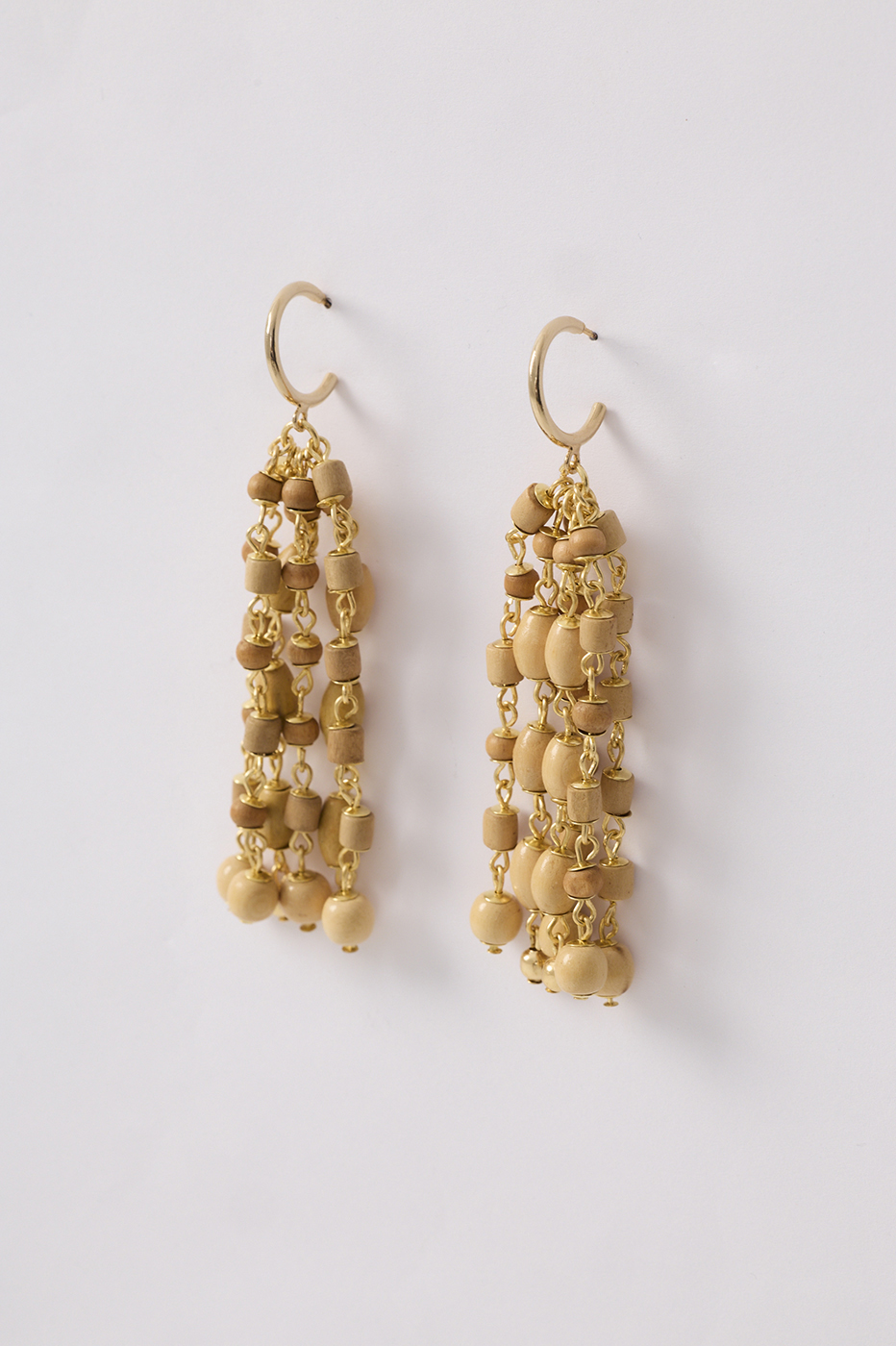 Beige Som do Mar Wooden Beads Earrings