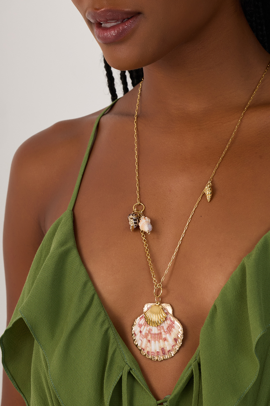 Maxi Shell Necklace