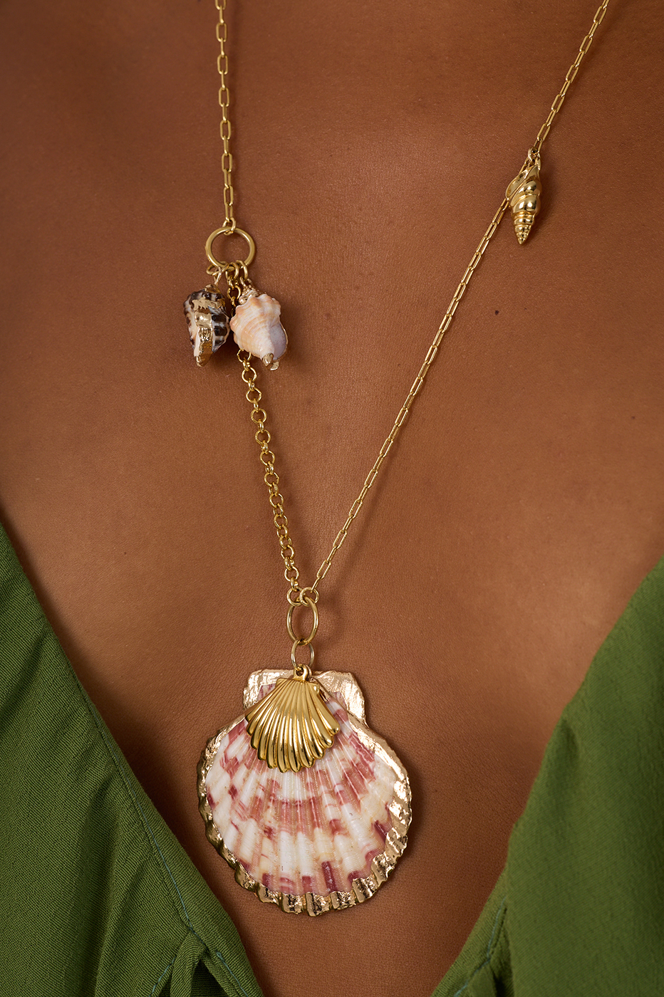 Maxi Shell Necklace