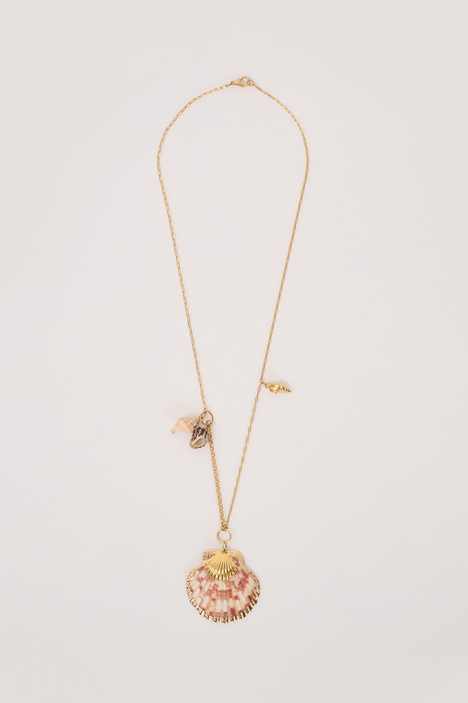 Maxi Shell Necklace