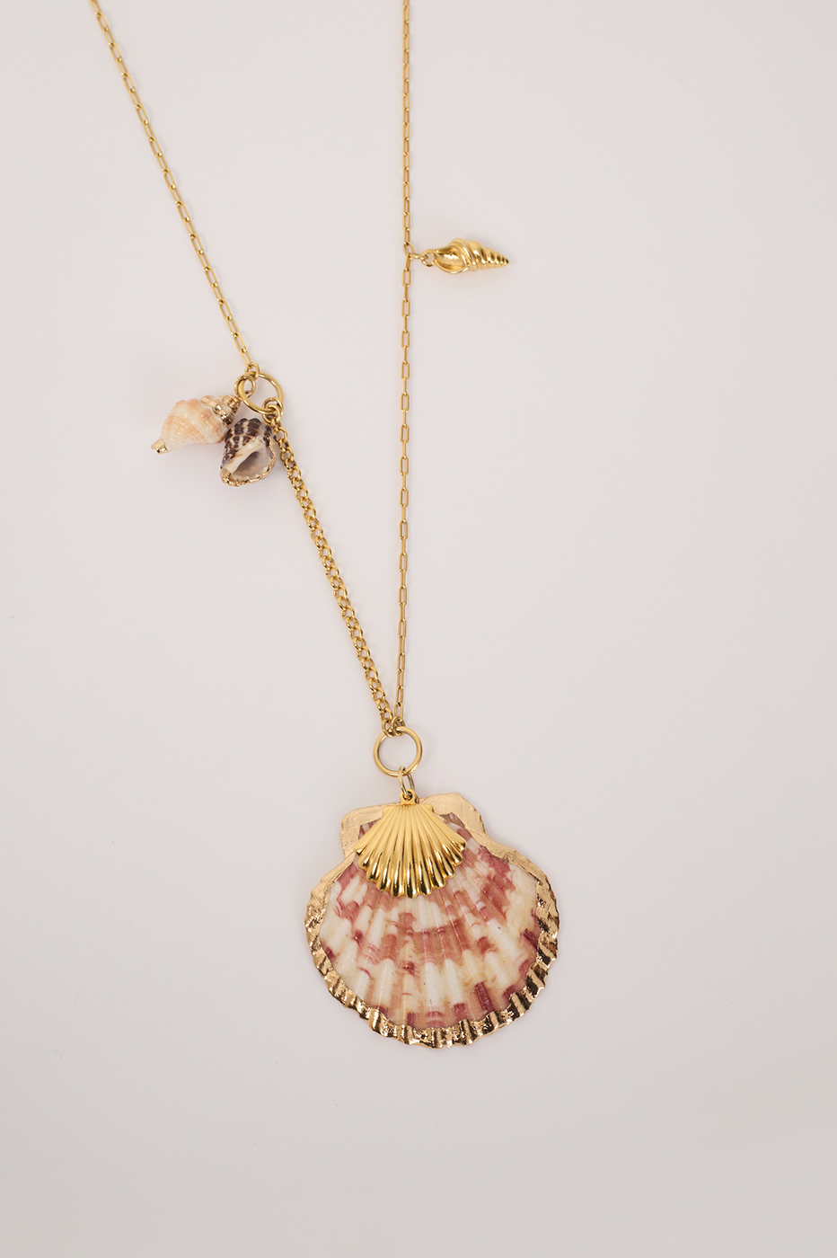 Maxi Shell Necklace