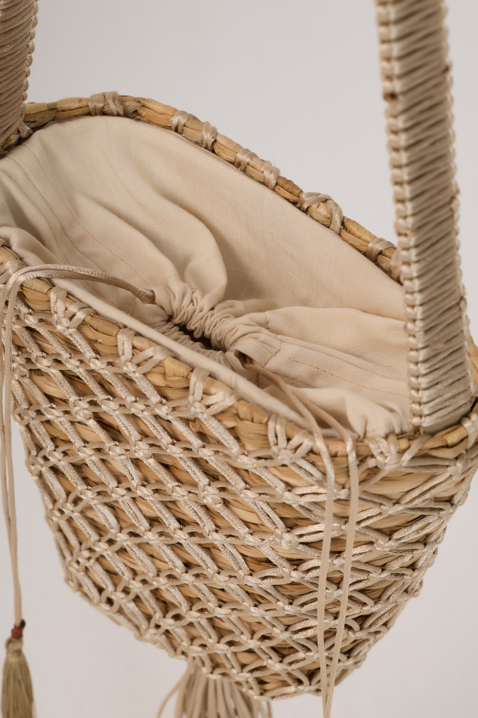 Beige Knots Macrame Straw Bag