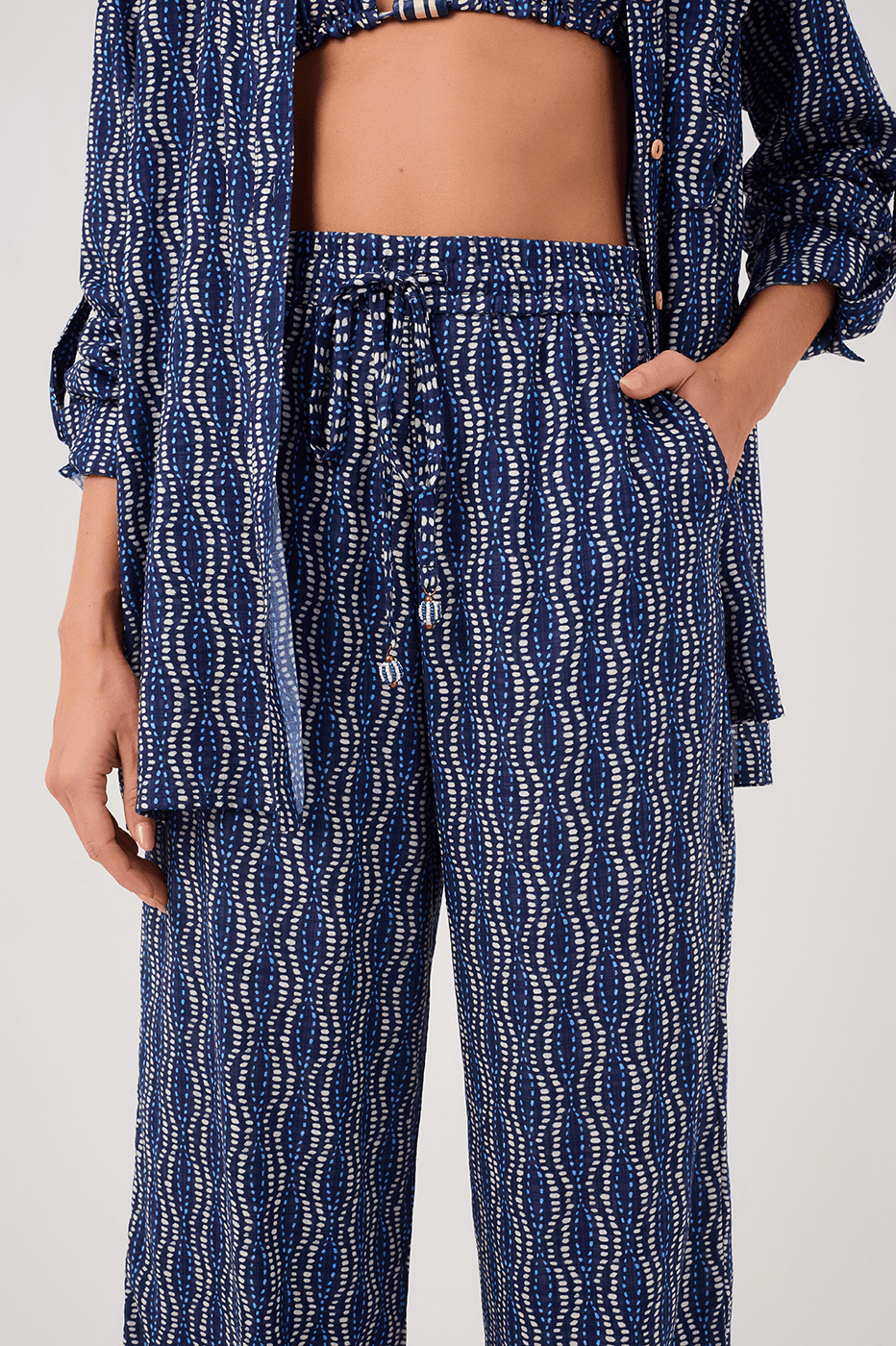 Pants with Current Print