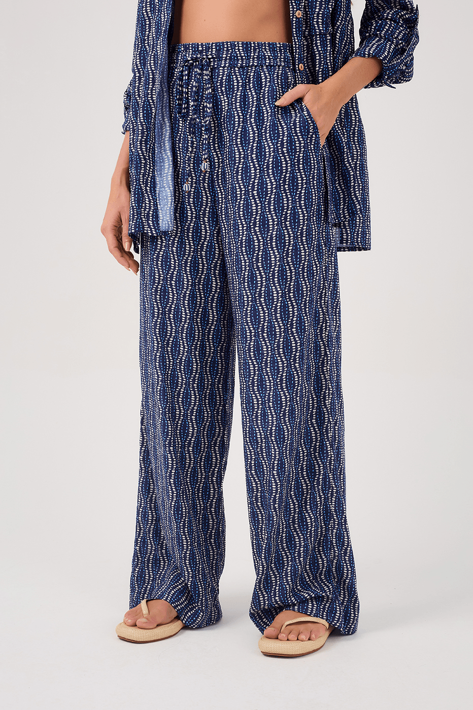Pants with Current Print