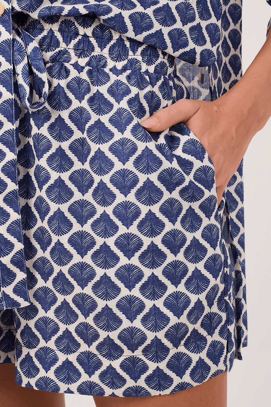 Short Shell Print